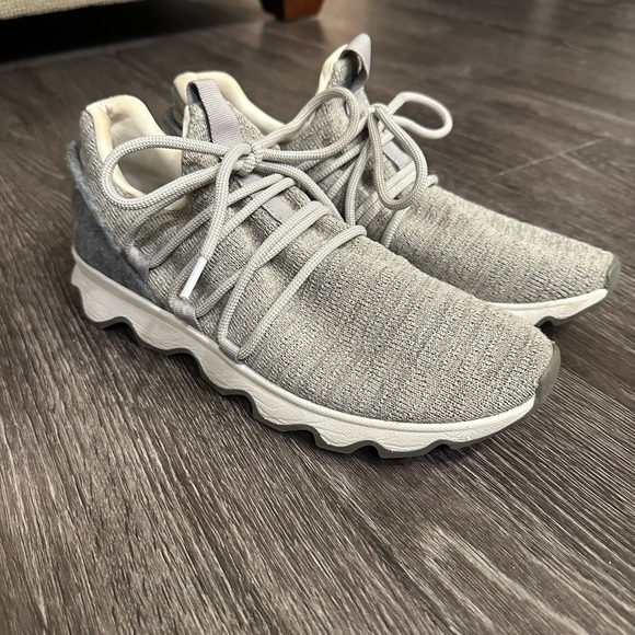 Sorel women’s sneakers - Picture 1 of 3